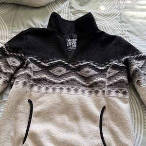 Powder River Outfitters collection by Panhandle Men's Medium Pullover